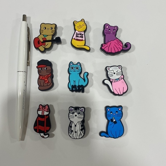 Taylor Swift 9 Pcs Crocs Shoe Charms Cat Cartoon Shoes Charms For Clogs Sandals - Picture 8 of 15